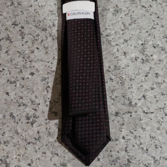 Calvin Klein Tie - Picture 4 of 5